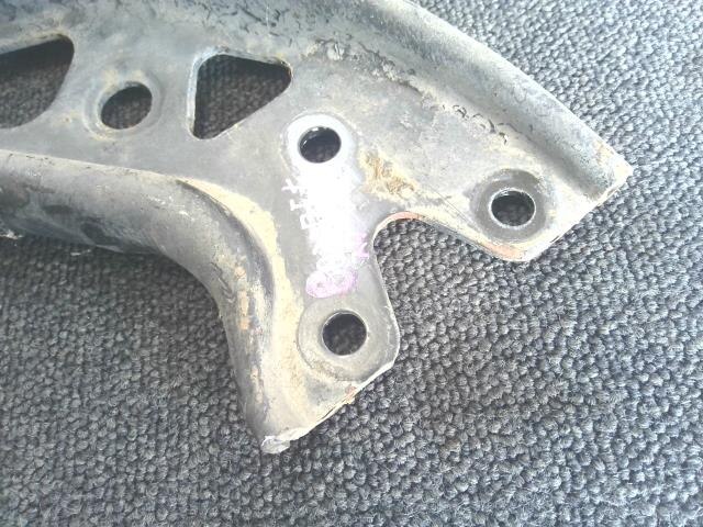 Front Right Lower Control Arm TOYOTA Starlet 1997 E-EP91 — photo 3