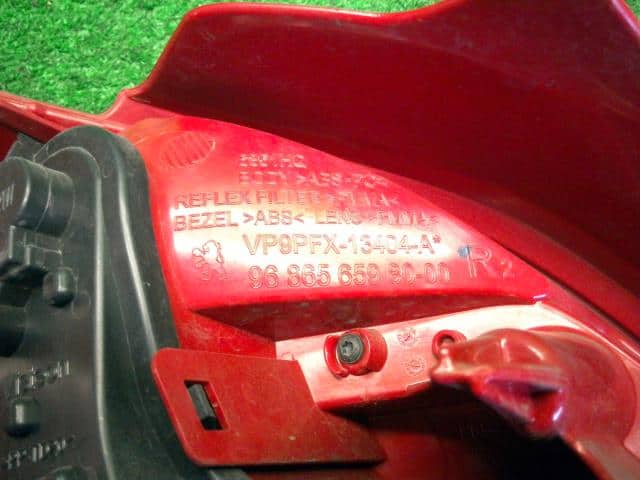 Right Tail Light PEUGEOT 207 2008 ABA-A75F01 968656598000 — photo 3