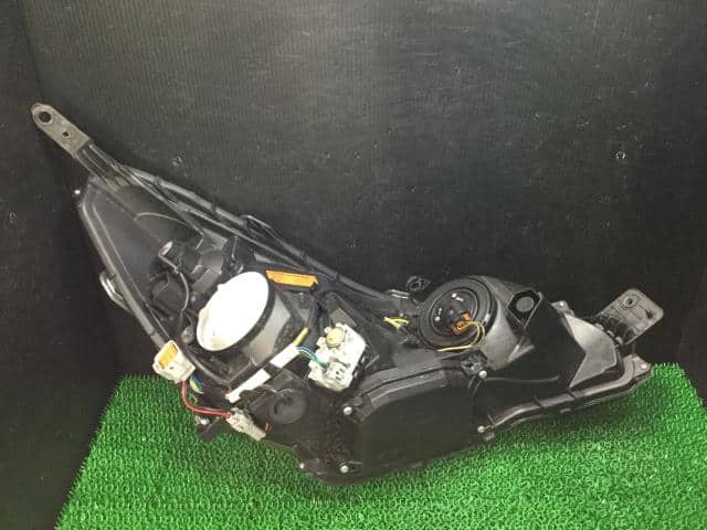 Left Headlight SUBARU Legacy 2012 DBA-BRM — photo 4