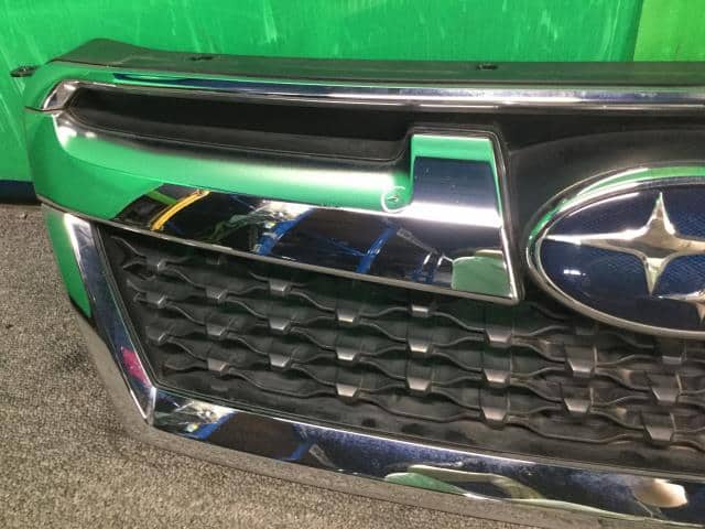Radiator Grille SUBARU Legacy 2012 DBA-BRM 91121AJ100 — photo 3