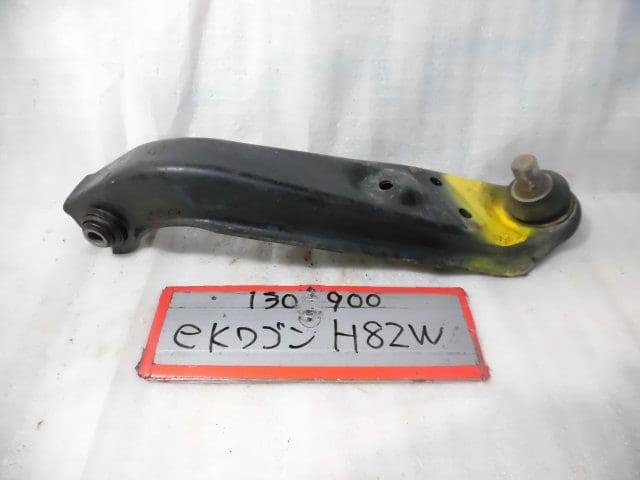 Front Right Lower Control Arm MITSUBISHI eK Wagon 2012 DBA-H82W — photo 1