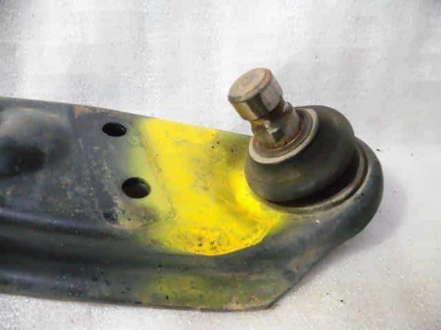 Front Right Lower Control Arm MITSUBISHI eK Wagon 2012 DBA-H82W — photo 2