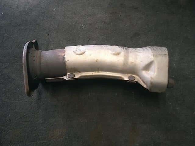 Front Exhaust Pipe MITSUBISHI Delica D5 2009 DBA-CV5W — photo 1