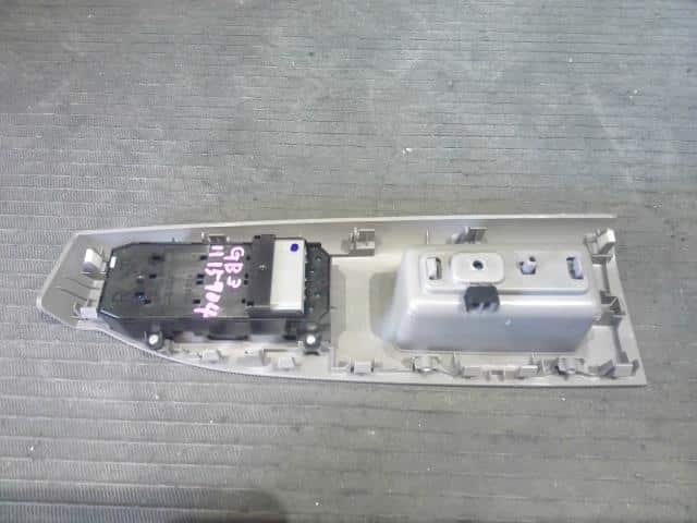 Power Window Switch HONDA Freed 2009 DBA-GB3 — photo 2