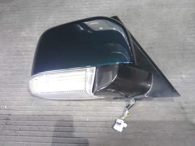 Right Side Mirror MITSUBISHI Delica D5 2009 DBA-CV5W — photo 1