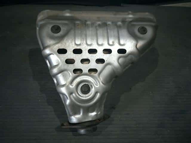 Exhaust Manifold MITSUBISHI Delica D5 2009 DBA-CV5W — photo 1