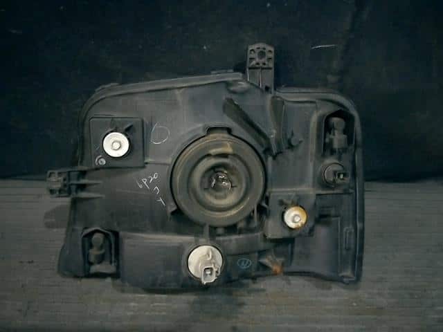 Right Headlight SUZUKI Every 2004 GH-DA62W — photo 2