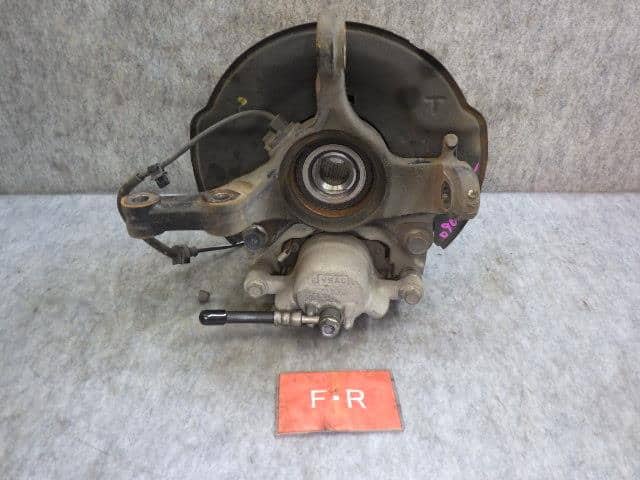 Front Right Knuckle Hub Assembly HONDA N-wgn 2016 DBA-JH1 — photo 2