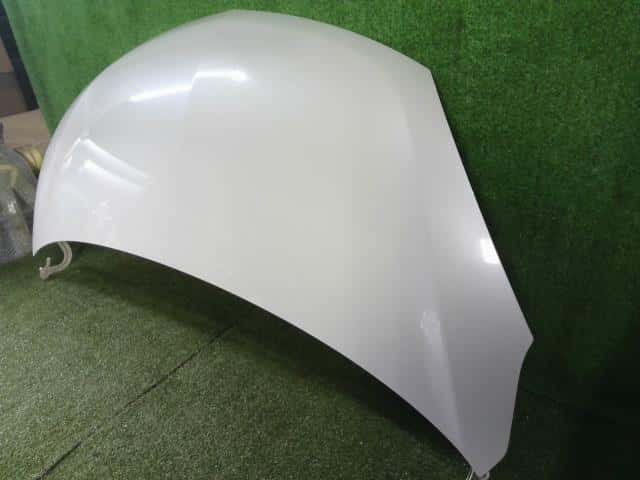 Bonnet Hood MITSUBISHI Delica D2 2012 DBA-MB15S — photo 3