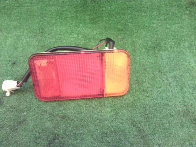 Left Tail Light SUZUKI Carry 2015 EBD-DA16T — photo 1