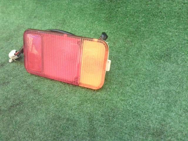 Left Tail Light SUZUKI Carry 2015 EBD-DA16T — photo 2