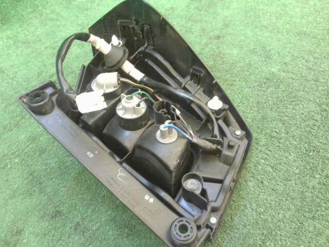 Left Tail Light SUBARU Pleoplus 2018 DBA-LA350F 81560B2740 — photo 6