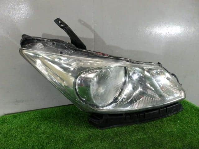 Right Headlight HONDA Freed 2012 DBA-GB3 — photo 5