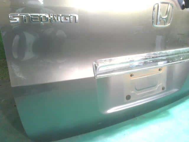 Back Door Assembly HONDA Step Wagon 2010 DBA-RK1 — photo 5