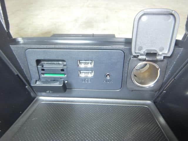 Interior Parts MAZDA Demio 2014 — photo 4