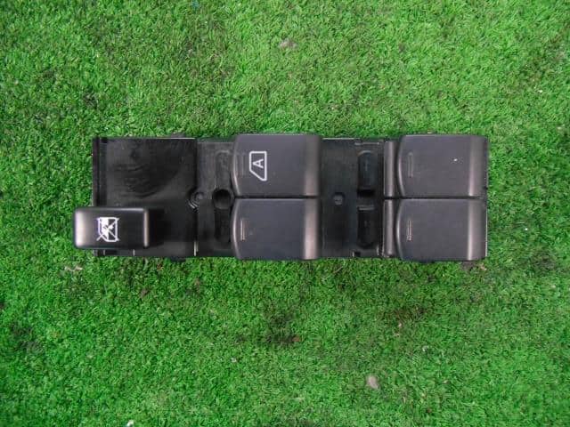 Power Window Switch NISSAN Dayz 2017 DBA-B21 — photo 1