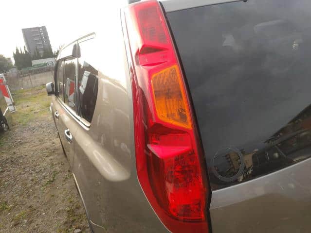 Left Tail Light NISSAN X-Trail 2008 DBA-NT31 — photo 1