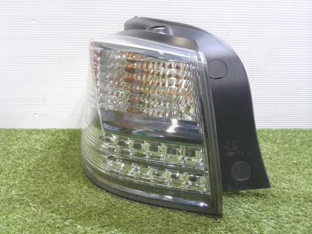Left Tail Light TOYOTA Lexus hs 2009 DAA-ANF10 — photo 1