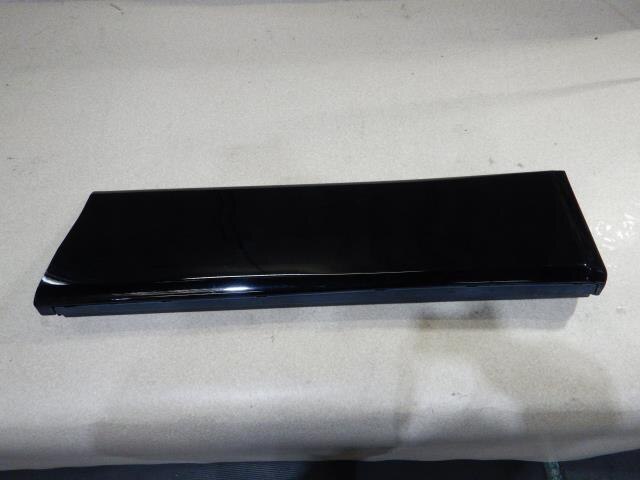 Front Right Door Protector TOYOTA vellfire 2009 DBA-ANH20 — photo 1