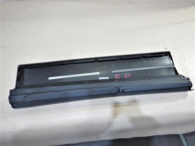 Front Right Door Protector TOYOTA vellfire 2009 DBA-ANH20 — photo 3