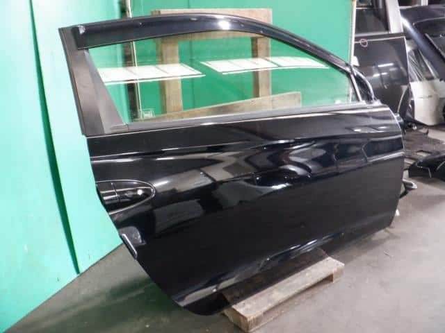 Front Right Door Assembly HONDA CR-Z 2012 DAA-ZF1 — photo 2