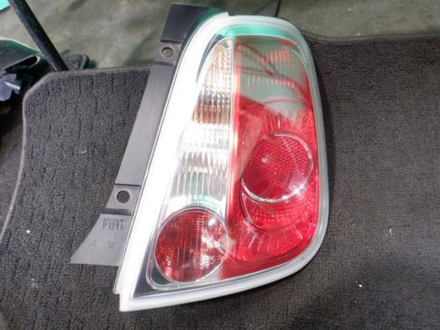 Right Tail Light Fiat Fiat 500 2009 ABA-31214 — photo 1