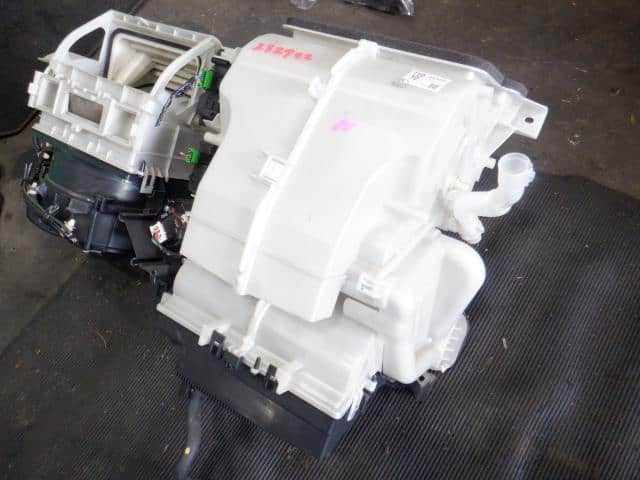 Air Conditioner Assembly HONDA N BOX 2013 DBA-JF1 — photo 3