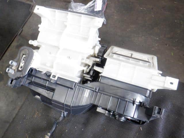 Air Conditioner Assembly HONDA N BOX 2013 DBA-JF1 — photo 4