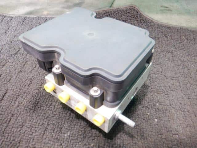 ABS Actuator SUBARU Stella 2016 DBA-LA150F — photo 6