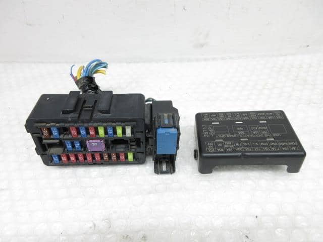 Fuse Box SUZUKI Every 2017 ABA-DA17W 3671764P1 — photo 2