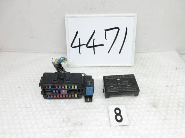 Fuse Box SUZUKI Every 2017 ABA-DA17W 3671764P1 — photo 1