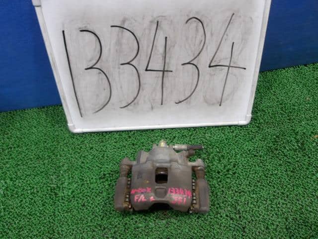 Front Left Caliper HONDA N BOX 2014 DBA-JF1 — photo 1