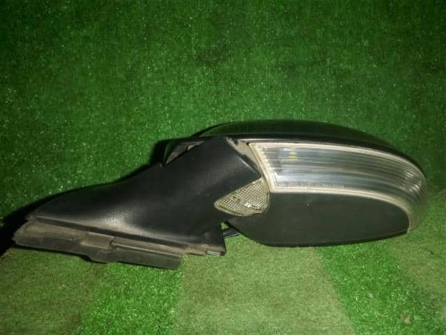 Left Side Mirror VOLKSWAGEN Jetta 2006 GH-1KAXX — photo 2