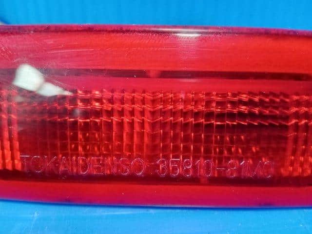 Third Brake Light SUZUKI Every 2015 HBD-DA17V 3581081M01 — photo 2