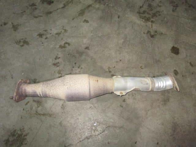Catalyst NISSAN X-Trail 2006 CBA-NT30 20018AU026 — photo 1