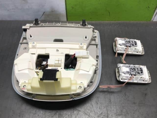 Lamp NISSAN Fuga 2011 DAA-HY51 — photo 3