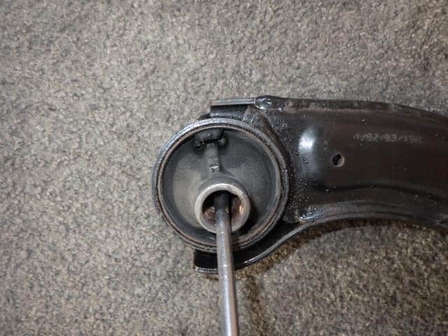 Front Left Lower Control Arm SUBARU Pleo 2011 DBA-L275F 48069B2041 — photo 6