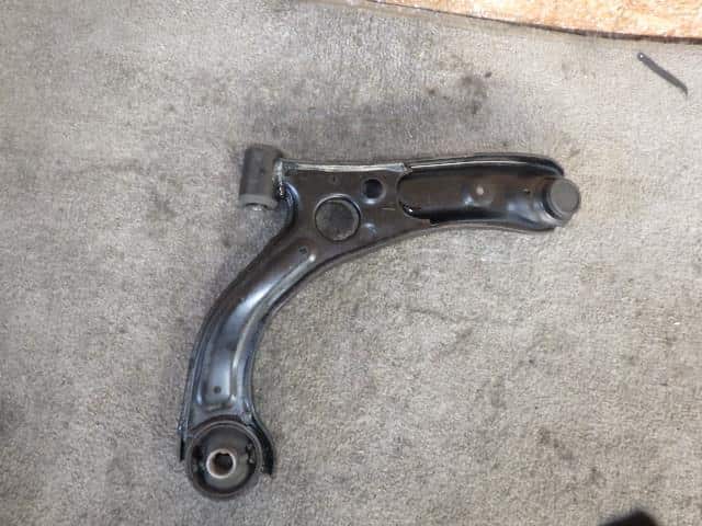Front Left Lower Control Arm SUBARU Pleo 2011 DBA-L275F 48069B2041 — photo 5