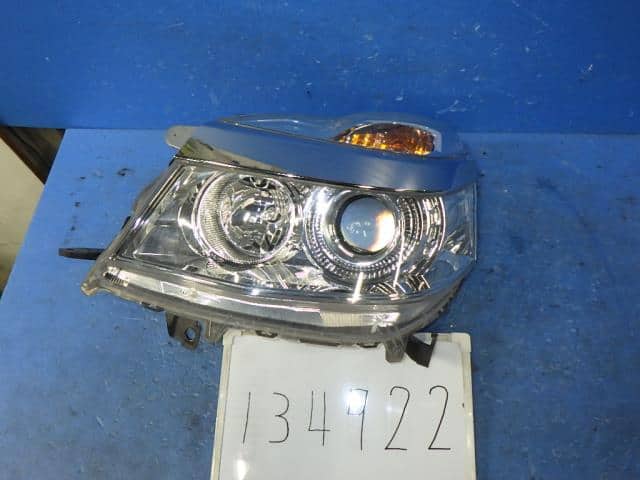 Left Headlight HONDA Life 2011 DBA-JC1 — photo 1