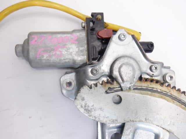 Front Right Door Regulator TOYOTA Comfort 2011 DBA-TSS11 — photo 3