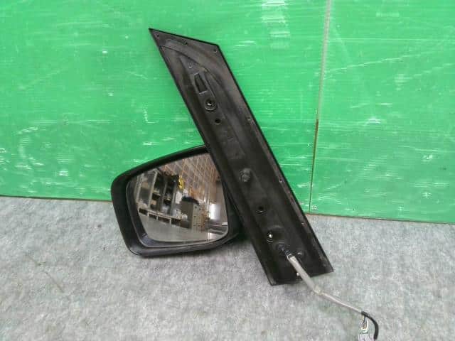 Left Side Mirror NISSAN Serena 2006 DBA-C25 — photo 5