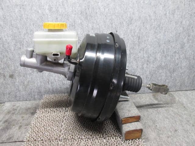 Brake Master Cylinder SUBARU Exiga 2008 CBA-YA5 — photo 1