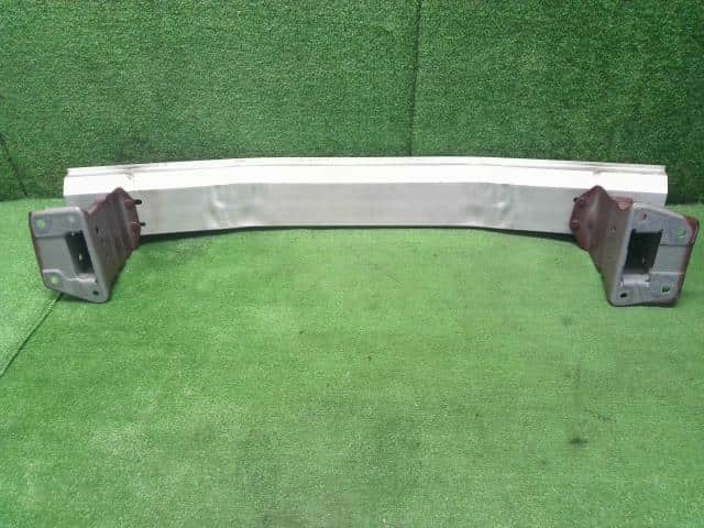 Front Bumper Reinforcement NISSAN Leaf_ 2017 ZAA-AZE0 — photo 5