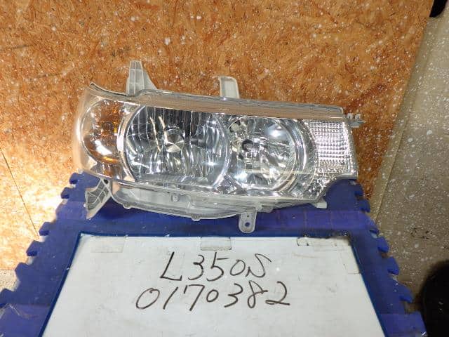 Right Headlight DAIHATSU Tanto 2023 ABA-L350S — photo 1