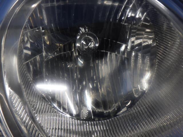 Right Headlight TOYOTA Sienta 2011 DBA-NCP81G — photo 2