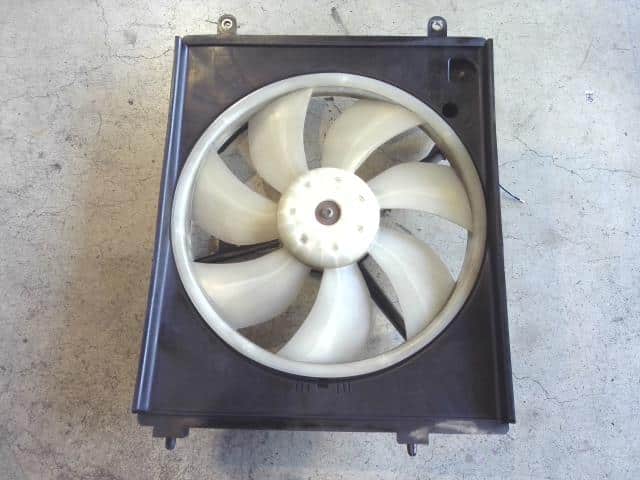 Radiator Cooling Fan MITSUBISHI eK Wagon 2002 LA-H81W — photo 1