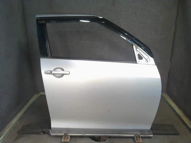 Front Right Door Assembly SUZUKI Swift 2012 DBA-ZC72S 6800171L00 — photo 1