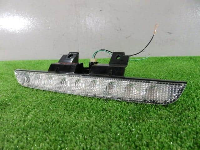 Third Brake Light SUZUKI Solio 2014 DBA-MA15S 3582082K20 — photo 3