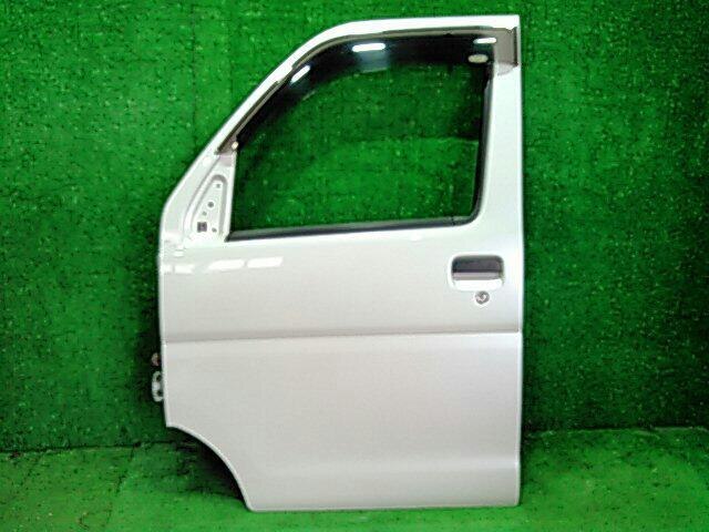 Front Left Door Assembly TOYOTA Pixis 2012 EBD-S331 — photo 1
