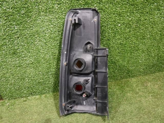 Right Tail Light SUZUKI Jimny 2003 TA-JB23W 3565081A00 — photo 2